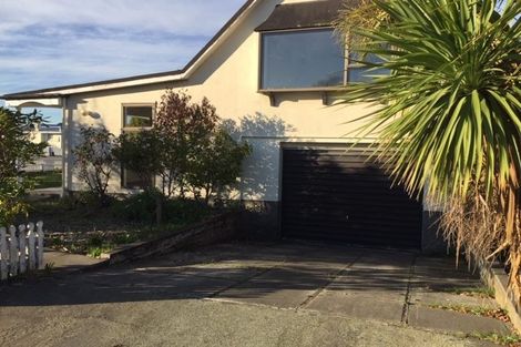 Photo of property in 393 High Street, Rangiora, 7400