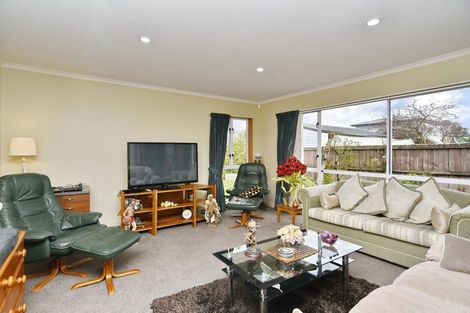 Photo of property in 66 Dunedin Street, Redwood, Christchurch, 8051