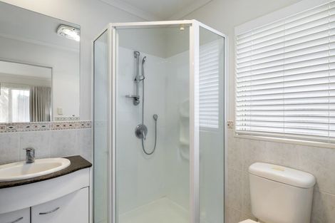Photo of property in 6 San Angelo Court, Henderson, Auckland, 0612