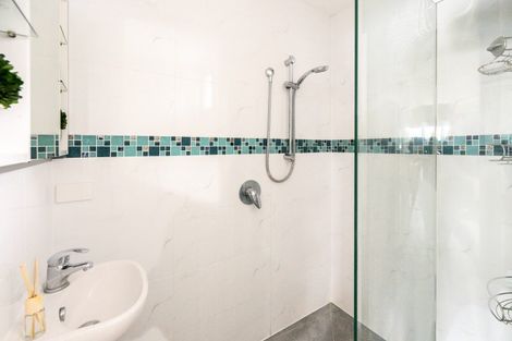 Photo of property in 60 Downing Avenue, Pirimai, Napier, 4112