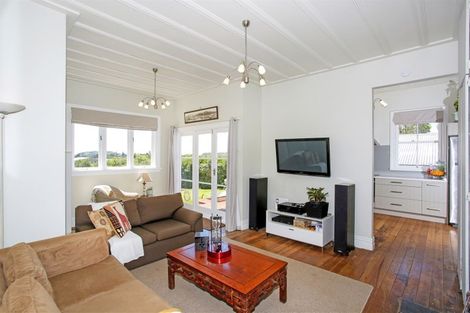 Photo of property in 1 Rifle Range Road, Pukekohe, 2676