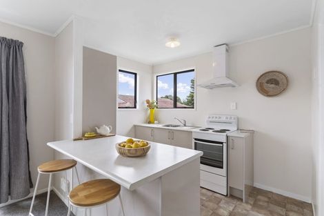 Photo of property in 67 Sunvue Road, Glen Eden, Auckland, 0602