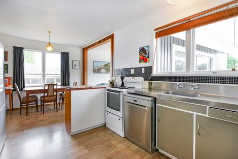 Photo of property in 13 James Cook Street, Havelock North, 4130