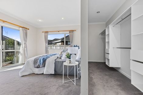 Photo of property in 27 Teatree Close, Huntington, Hamilton, 3210