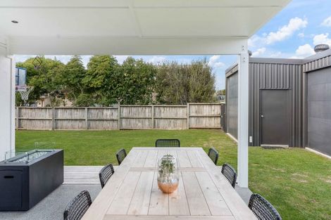 Photo of property in 105 Blane Place, Whangamata, 3620