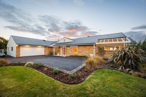 Photo of property in 333 Ngahere Park Road, Turitea, Palmerston North, 4472
