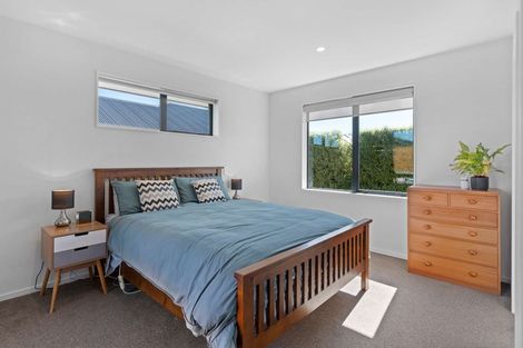 Photo of property in 1 Julia Close, Rolleston, 7614