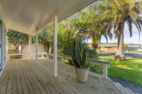 Photo of property in 4 Springbok Avenue, Whitianga, 3510