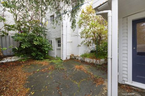 Photo of property in 95 Roxburgh Street, Mount Victoria, Wellington, 6011