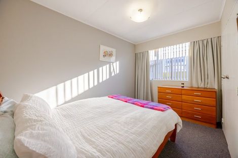 Photo of property in 104 Freyberg Avenue, Tamatea, Napier, 4112