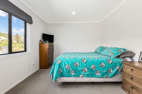 Photo of property in 9u7 Surrey Street, Tawa, Wellington, 5028