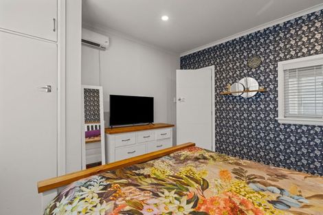 Photo of property in 16 Ocean Beach Street, Foxton Beach, Foxton, 4815