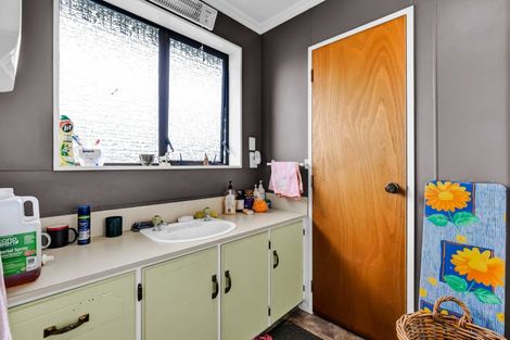 Photo of property in 2/168 Juliet Street, Stratford, 4332