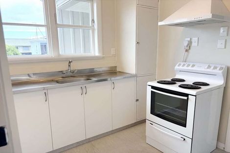 Photo of property in 12 Hardy Street, New Brighton, Christchurch, 8061