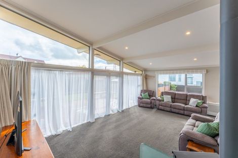 Photo of property in 76 Mountain View Road, Glenwood, Timaru, 7910