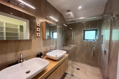 Photo of property in 32 Orford Drive, Jacks Point, Queenstown, 9371