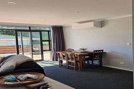 Photo of property in 17a Terry Crescent, Milson, Palmerston North, 4414