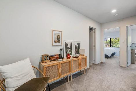 Photo of property in 14 Arran Point Parade, Orewa, 0931