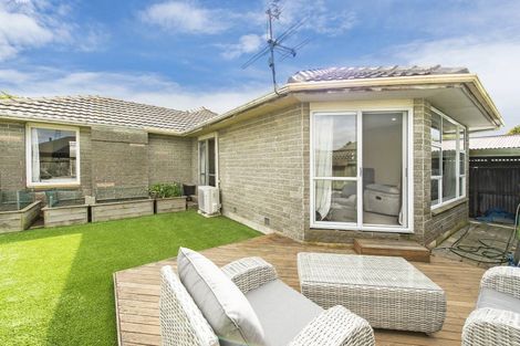 Photo of property in 17 Cunningham Place, Halswell, Christchurch, 8025