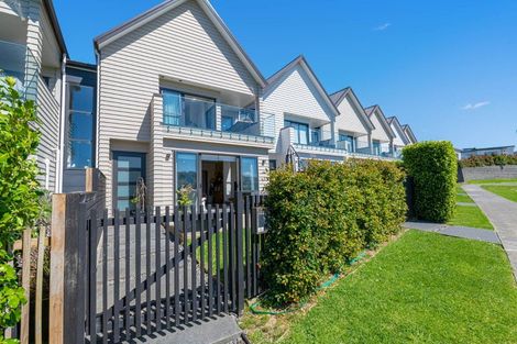 Photo of property in 14 Arran Point Parade, Orewa, 0931