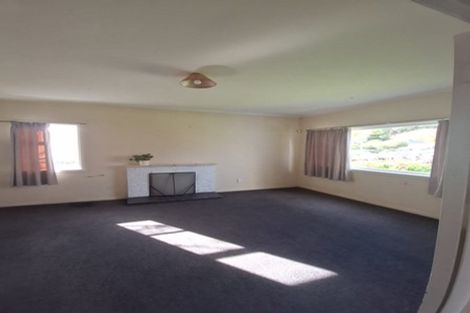 Photo of property in 88 Stokes Valley Road, Stokes Valley, Lower Hutt, 5019