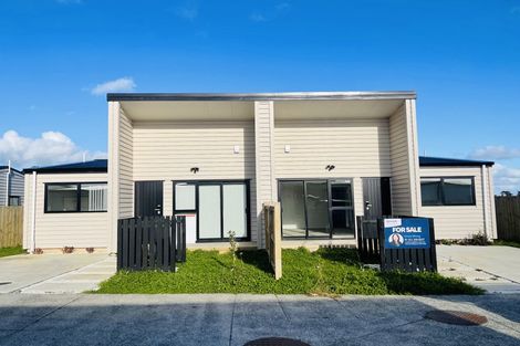 Photo of property in 15a Poruru Close, Papakura, 2110
