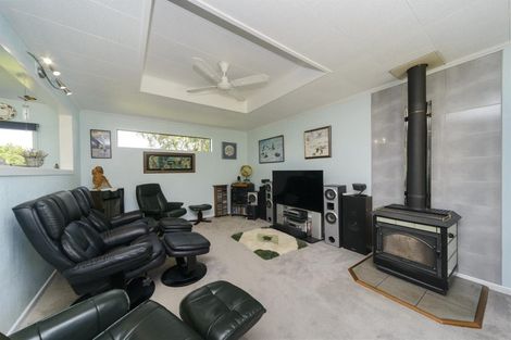 Photo of property in 9 Pain Street, Bulls, 4818