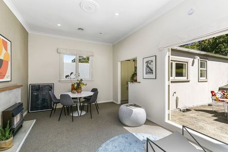 Photo of property in 244 Ohiro Road, Brooklyn, Wellington, 6021