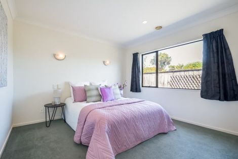 Photo of property in 942 High Street, Avalon, Lower Hutt, 5011
