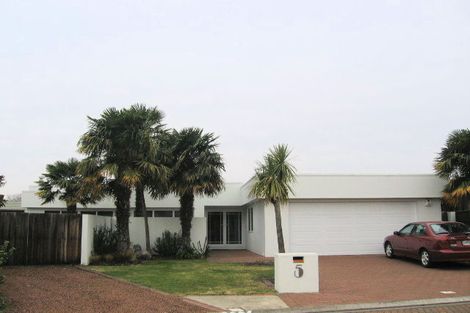 Photo of property in 5 Cadogan Lane, Taradale, Napier, 4112