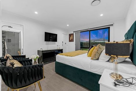 Photo of property in 62 Helenvale Crescent, Pokeno, 2402