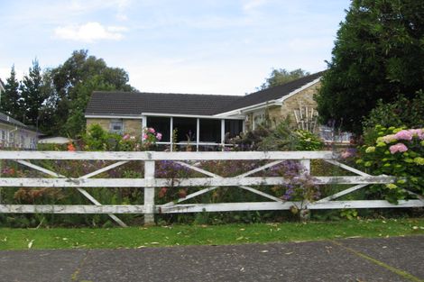 Photo of property in 21b Mcintyre Road, Mangere Bridge, Auckland, 2022