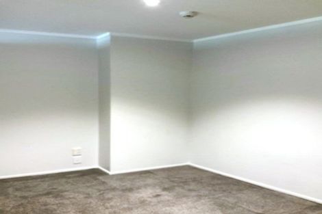 Photo of property in 12a/30 Westward Ho, Glen Eden, Auckland, 0602