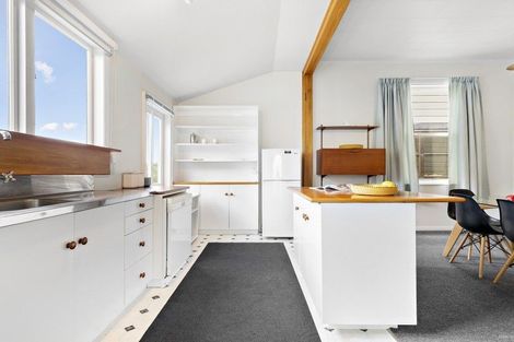 Photo of property in 26 Tanera Crescent, Brooklyn, Wellington, 6021