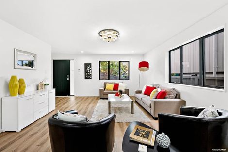 Photo of property in 7 Liban Place, Massey, Auckland, 0614