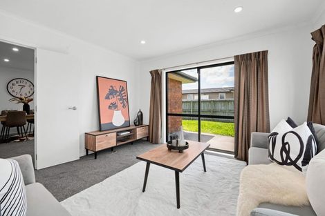 Photo of property in 23 Chadwick Place, Rototuna North, Hamilton, 3210