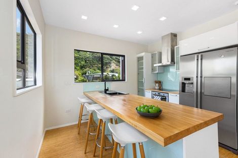 Photo of property in 53 Cluny Road, Plimmerton, Porirua, 5026