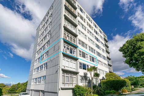 Photo of property in Newman Court Apartments, 2 Newman Terrace, Thorndon, Wellington, 6011