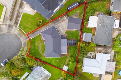 Photo of property in 17 Nan Place, Pakuranga Heights, Auckland, 2010