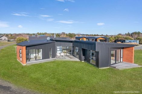 Photo of property in 35 Paton Place, Te Anau, 9600