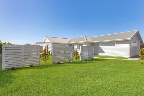 Photo of property in 18 Roka Street, Bell Block, New Plymouth, 4312