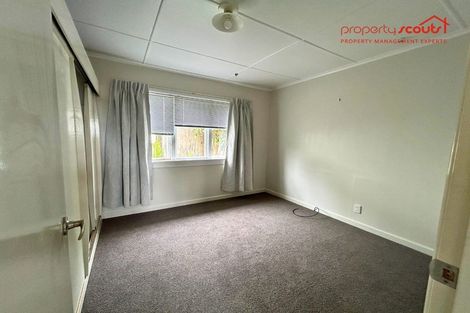 Photo of property in 1/12 Holiday Road, Stanmore Bay, Whangaparaoa, 0932