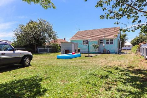 Photo of property in 11 Goldsmith Crescent, Levin, 5510