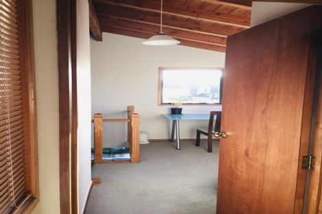 Photo of property in 86 Waimumu Road, Massey, Auckland, 0614