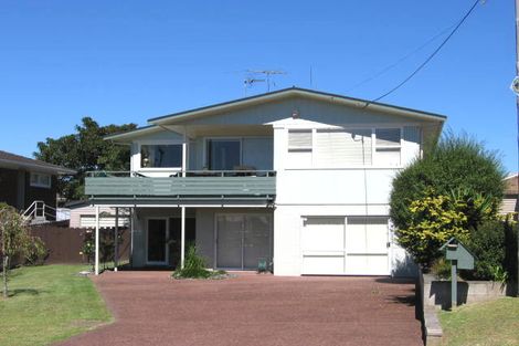 Photo of property in 2/9 Kokiri Street, Te Atatu South, Auckland, 0610