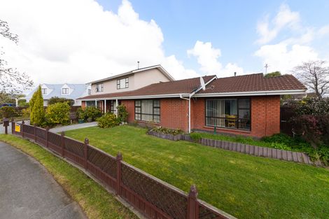 Photo of property in 14 Peter Hall Drive, Kelvin Grove, Palmerston North, 4414