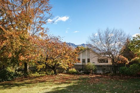 Photo of property in 1 Hunter Crescent, Wanaka, 9305