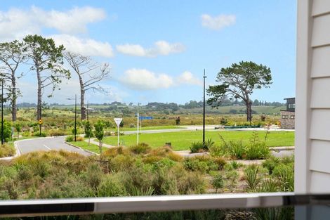 Photo of property in 5 Seagreen Avenue, Rosehill, 2113