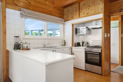 Photo of property in 64 Rangipoia Place, Turangi, 3334