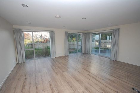 Photo of property in 3 Thelma Crescent, Torbay, Auckland, 0630